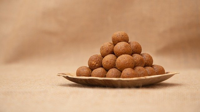 Besan Ladoo Recipe